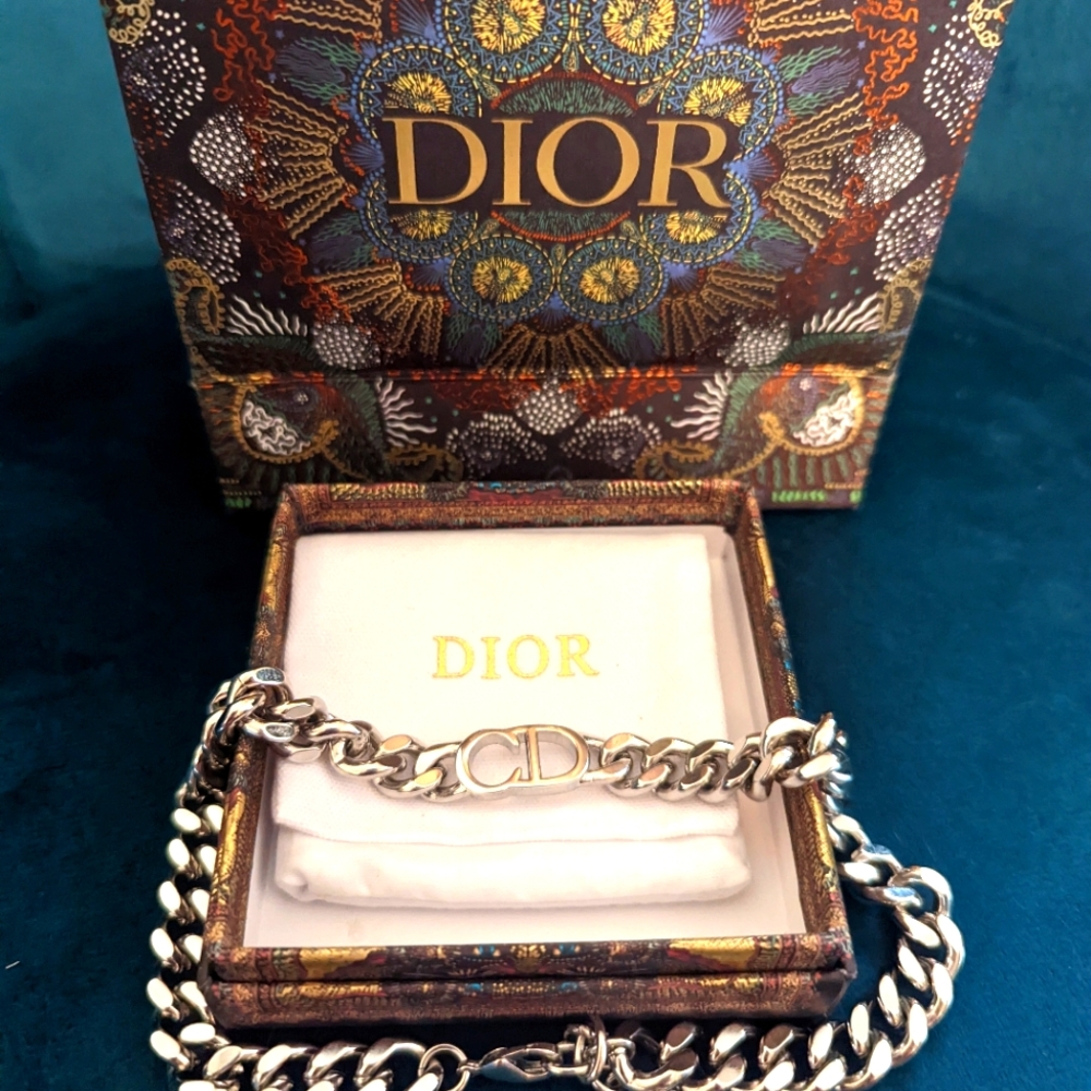 CD Icon chain necklace